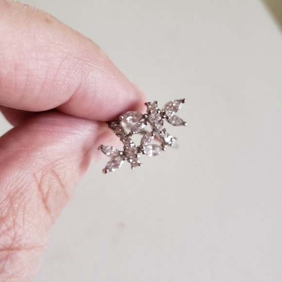 Silver dragon fly ring with CZ stones size 7 - Picture 2 of 4